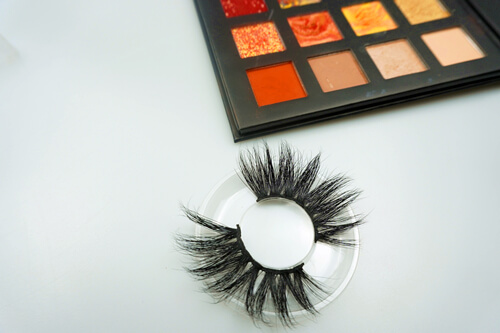 25mm lashes available top quality 25mm lashes available